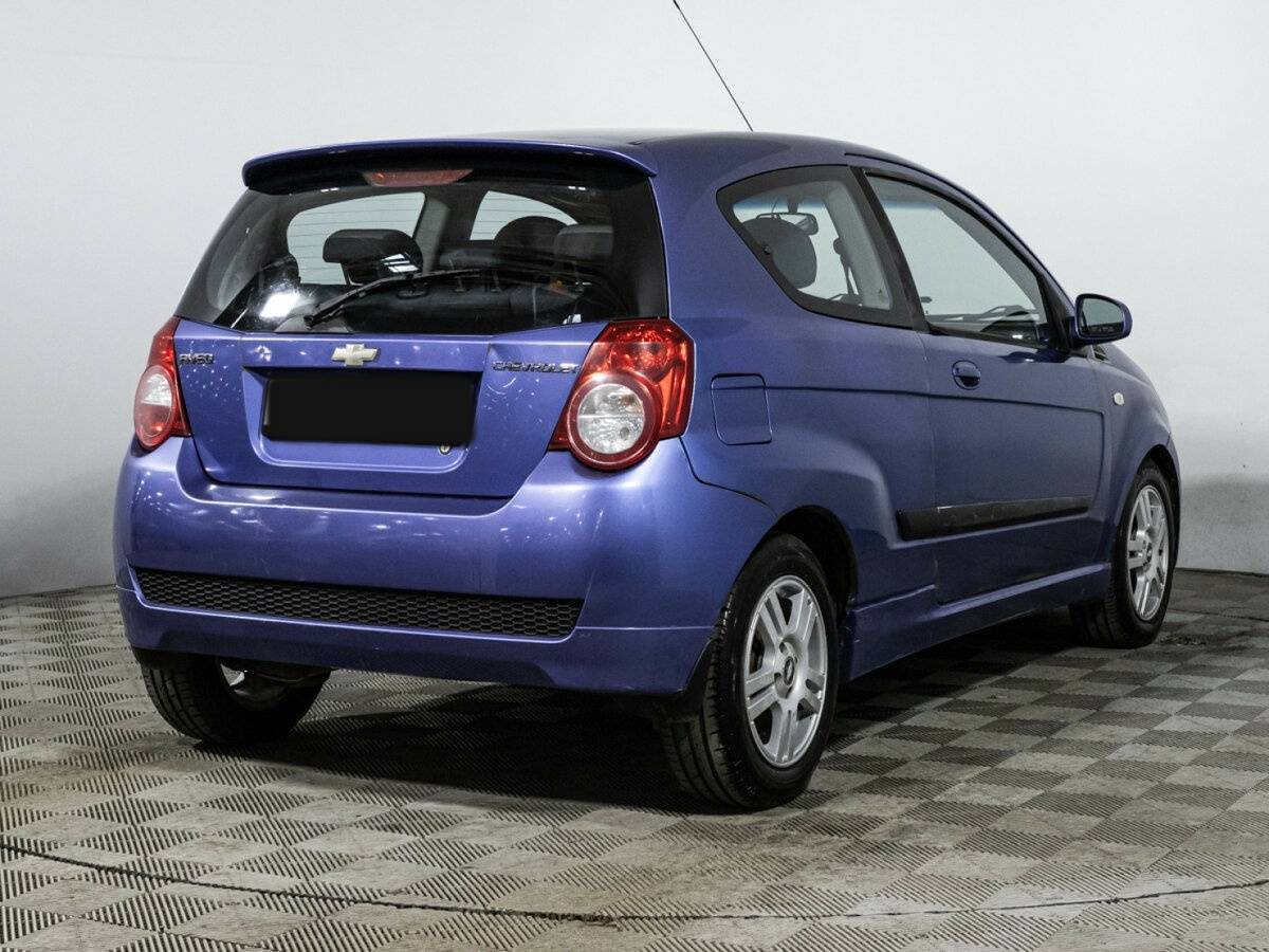 Chevrolet Aveo с пробегом — 2008 год. Фото: #4