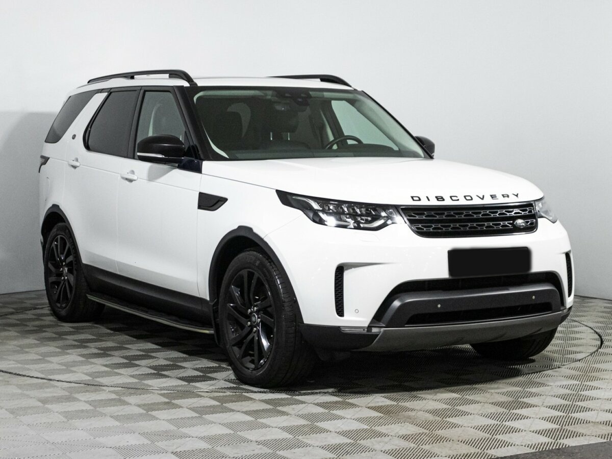 Land Rover Discovery с пробегом — 2017 год. Фото: #2