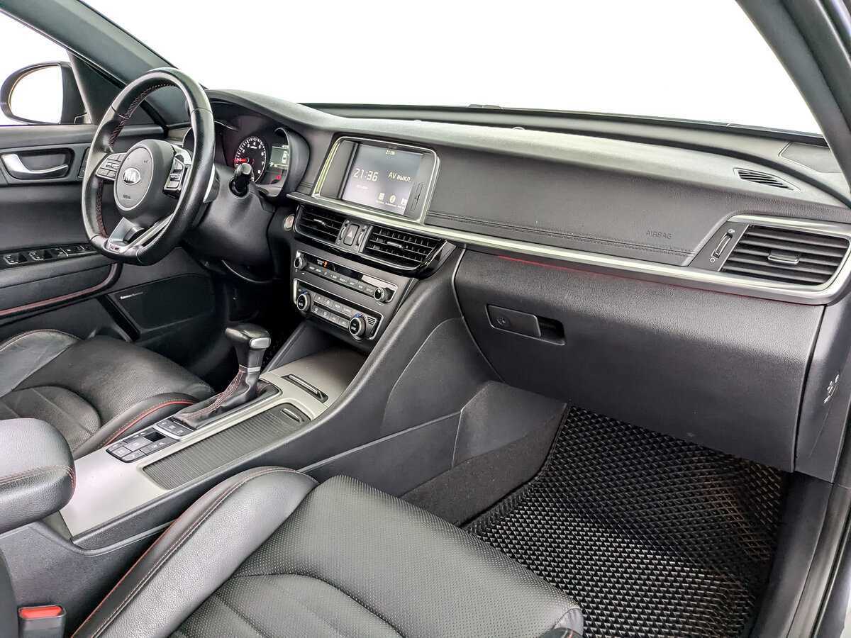 Kia Optima с пробегом — 2018 год. Фото: #10