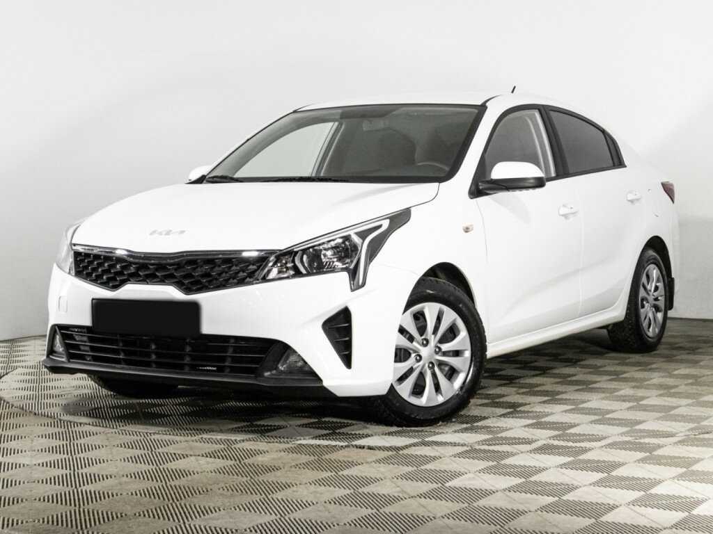Kia Rio с пробегом — 2022 год. Посмотреть фото