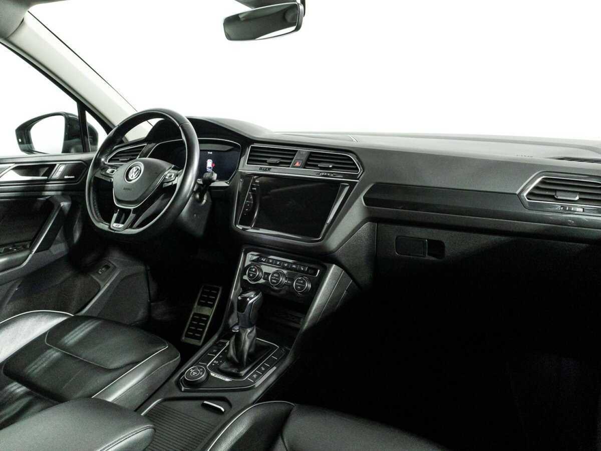 Volkswagen Tiguan с пробегом — 2018 год. Фото: #8