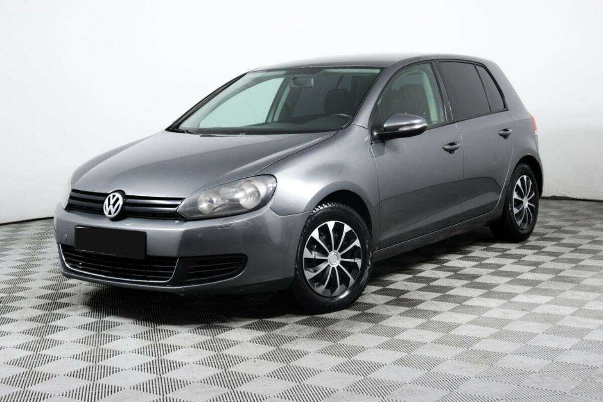 Volkswagen Golf с пробегом — 2010 год. Фото: #0