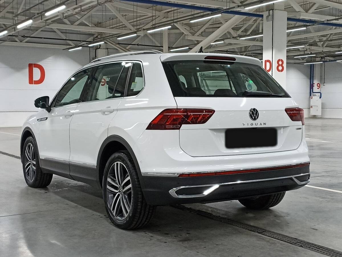 Volkswagen Tiguan с пробегом — 2022 год. Фото: #6