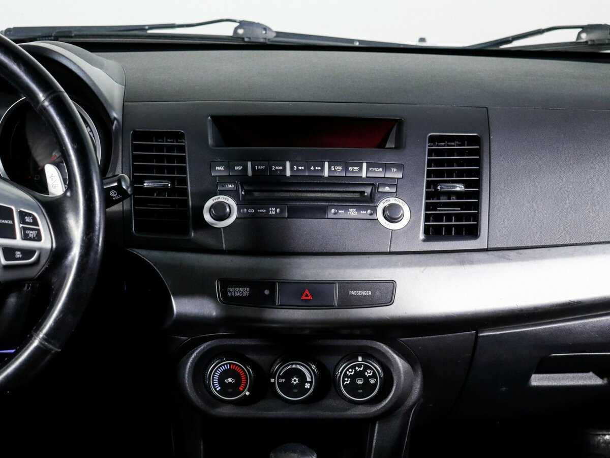 Mitsubishi Lancer с пробегом — 2008 год. Фото: #9