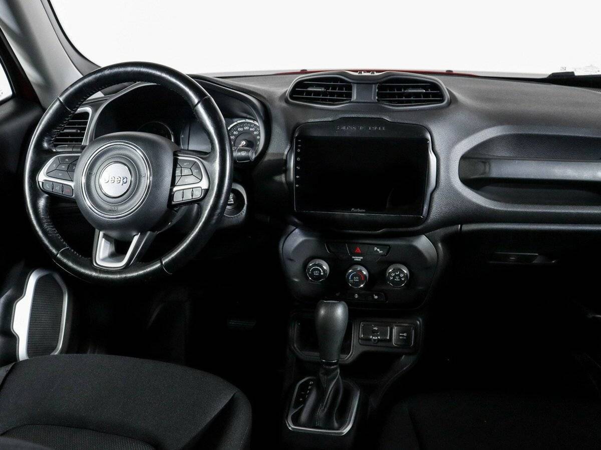 Jeep Renegade с пробегом — 2018 год. Фото: #11