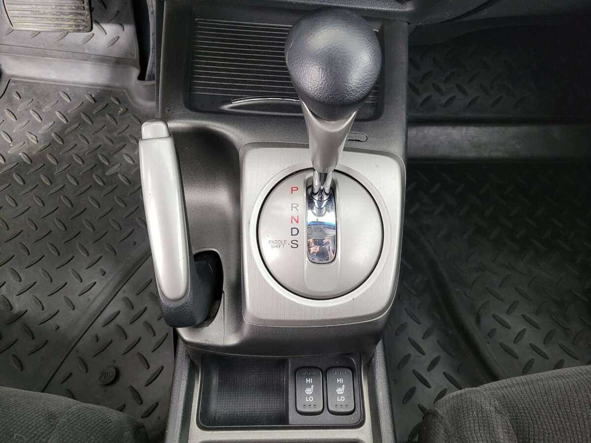 Honda Civic с пробегом — 2007 год. Фото: #10