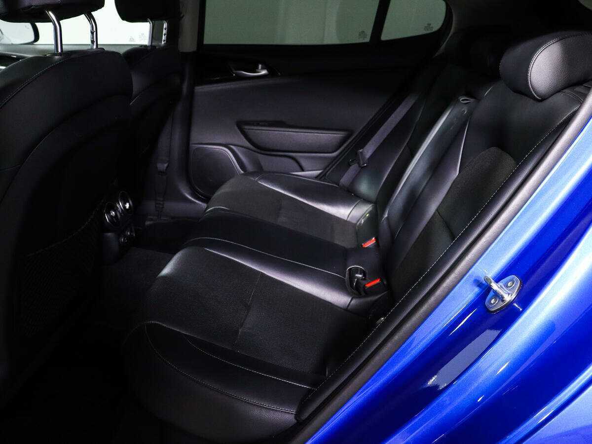 Kia Stinger с пробегом — 2019 год. Фото: #7