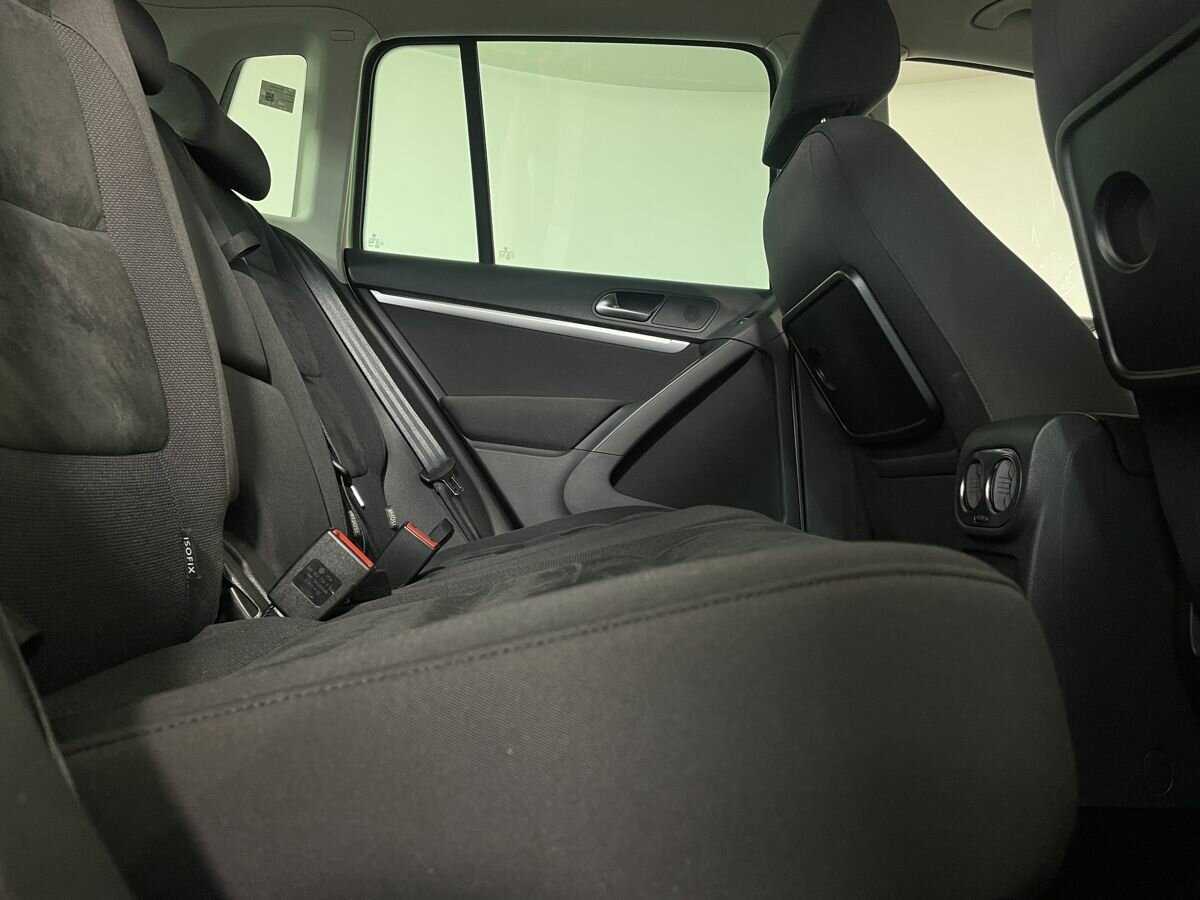 Volkswagen Tiguan с пробегом — 2012 год. Фото: #15