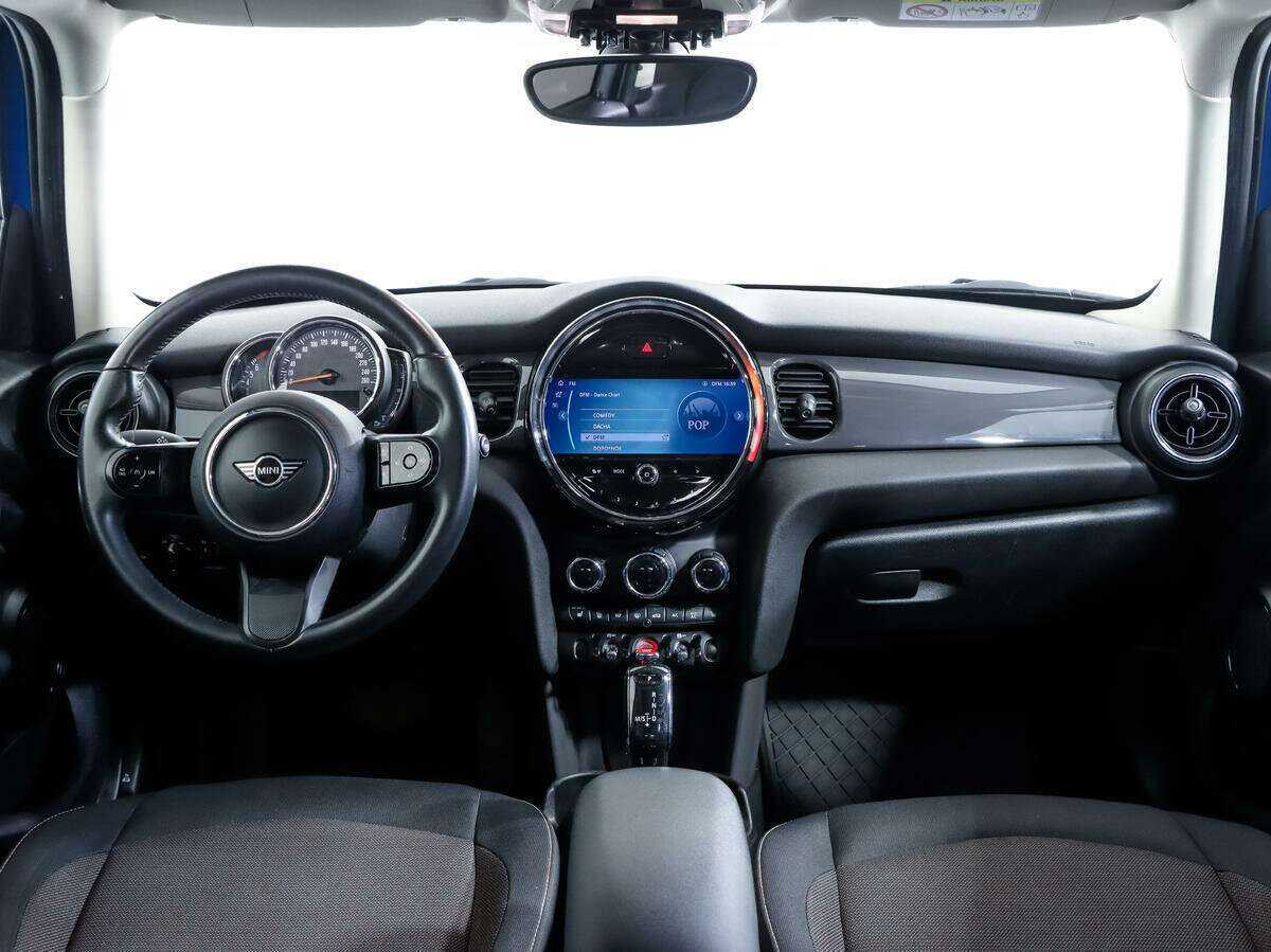 Mini Hatch с пробегом — 2021 год. Фото: #9