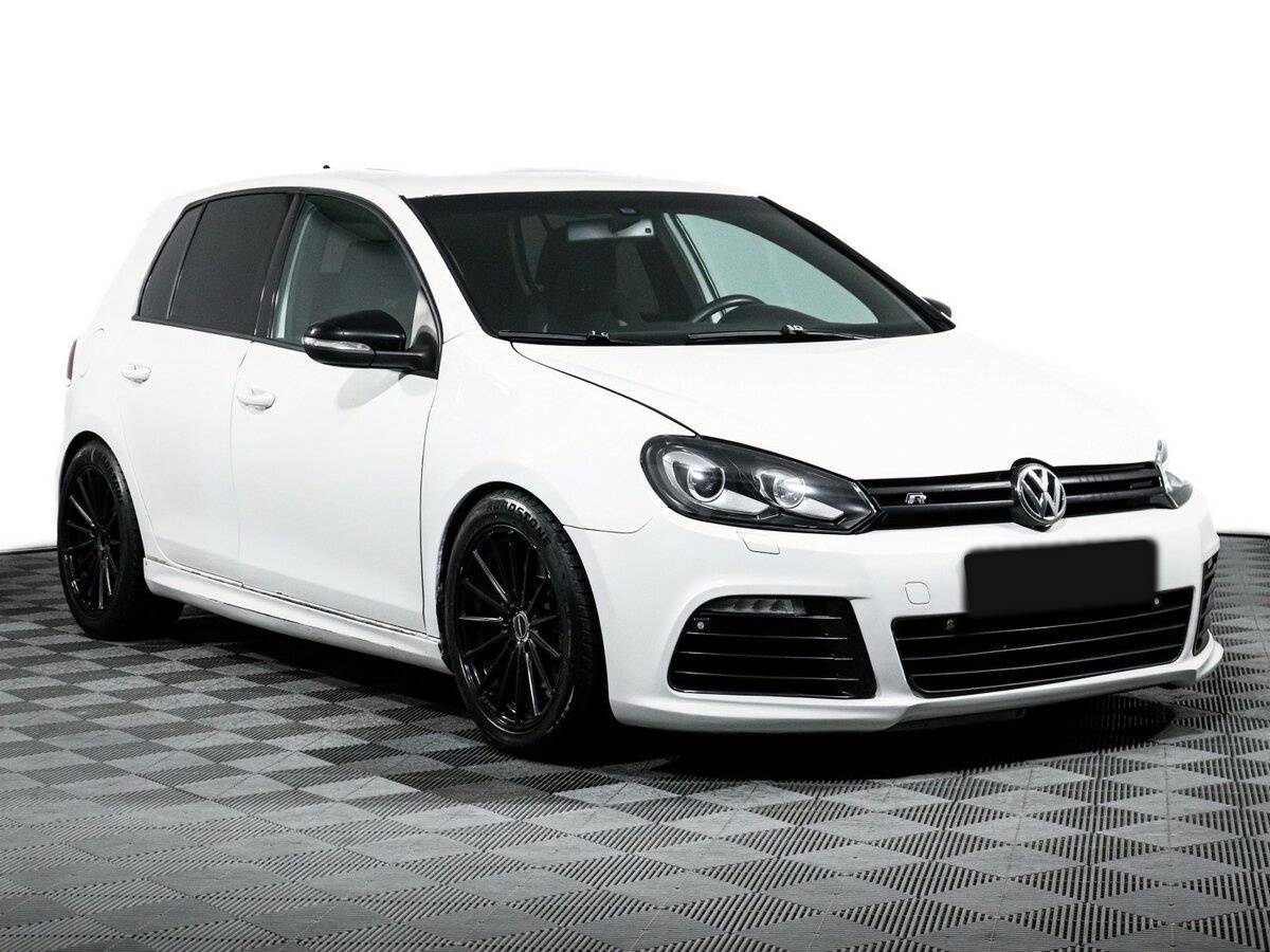 Volkswagen Golf R с пробегом — 2012 год. Фото: #2