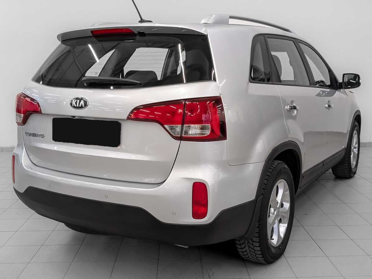Kia Sorento с пробегом — 2017 год. Фото: #4