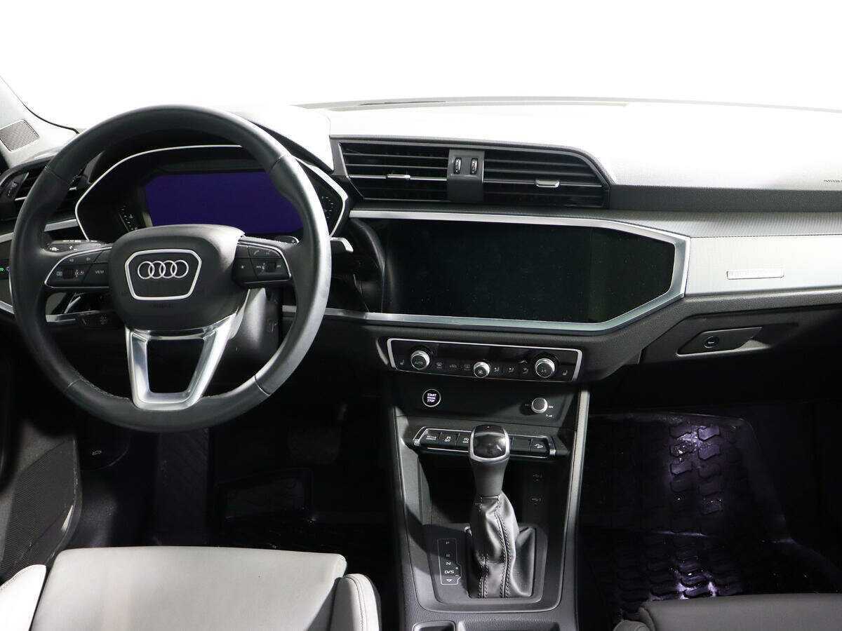 Audi Q3 с пробегом — 2021 год. Фото: #10