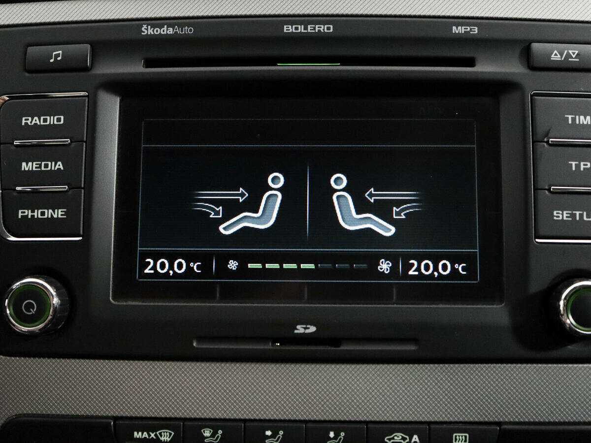 Skoda Octavia с пробегом — 2011 год. Фото: #11