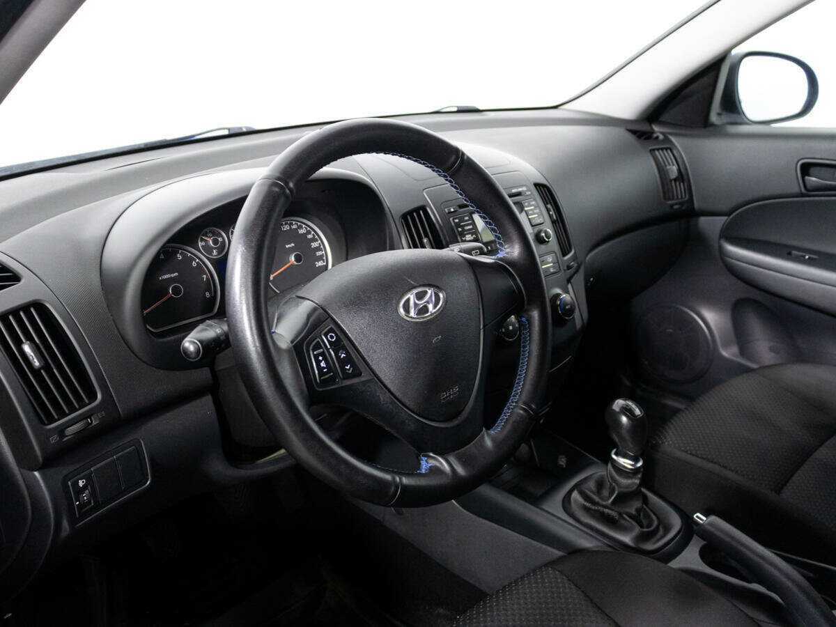 Hyundai i30 с пробегом — 2010 год. Фото: #10
