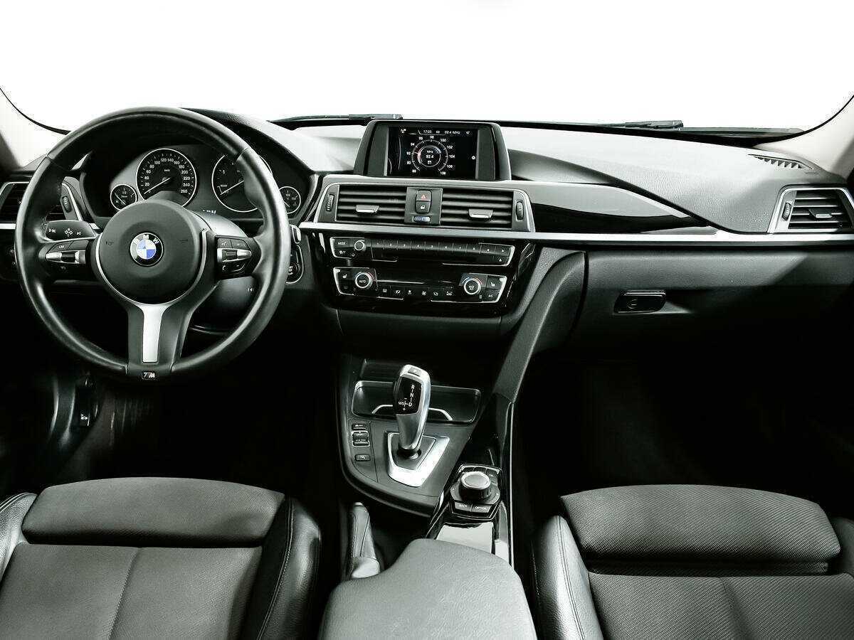 BMW 3 серии с пробегом — 2016 год. Фото: #10