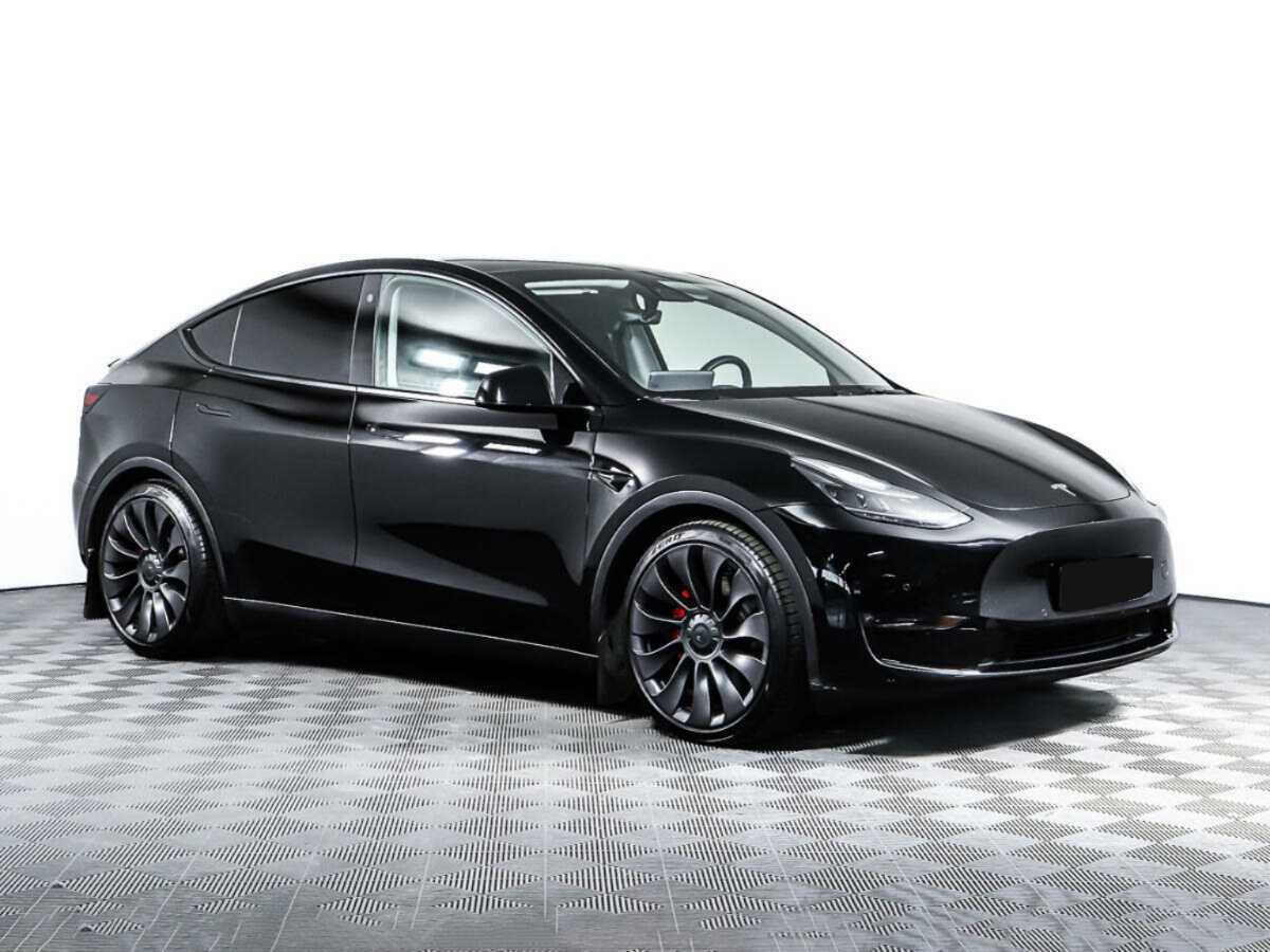 Tesla Model Y с пробегом — 2021 год. Фото: #2