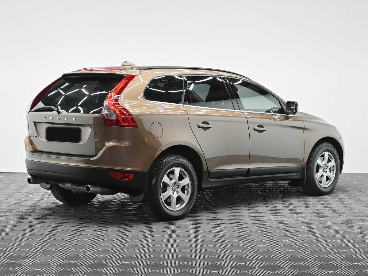 Volvo XC60 с пробегом — 2011 год. Фото: #2