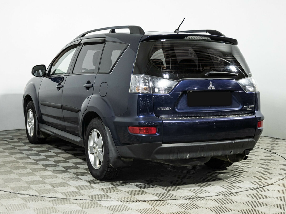 Mitsubishi Outlander с пробегом — 2011 год. Фото: #6