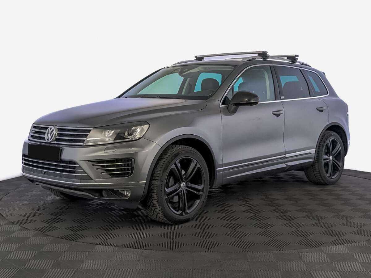 Volkswagen Touareg с пробегом — 2017 год. Посмотреть фото