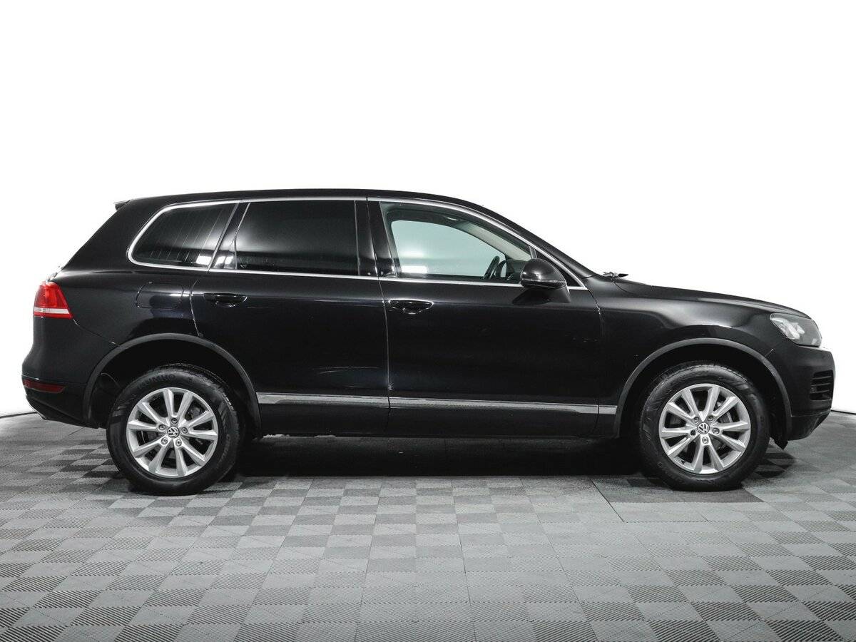 Volkswagen Touareg с пробегом — 2011 год. Фото: #3