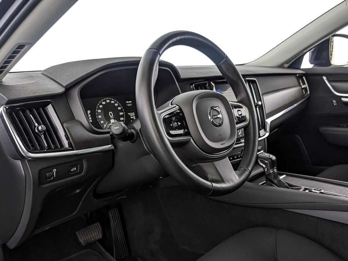 Volvo V90 Cross Country с пробегом — 2019 год. Фото: #12