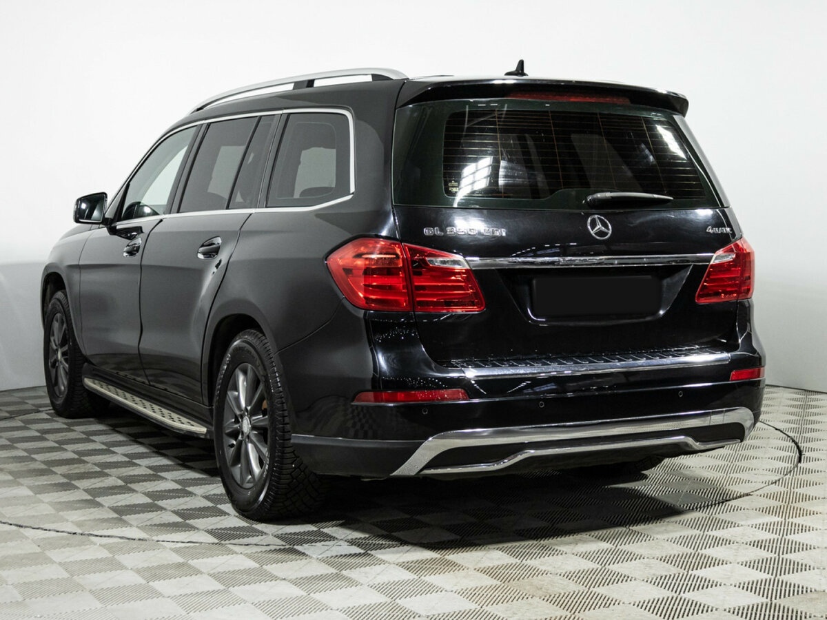 Mercedes-Benz GL-Класс с пробегом — 2013 год. Фото: #5