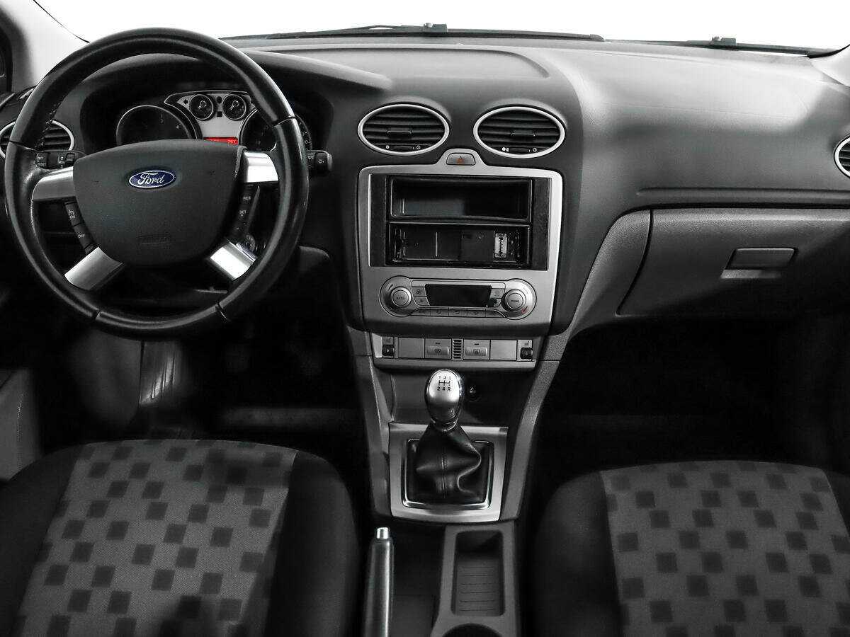 Ford Focus с пробегом — 2009 год. Фото: #11