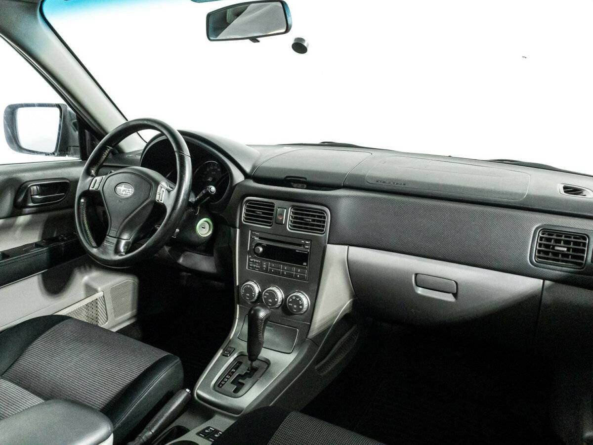 Subaru Forester с пробегом — 2006 год. Фото: #8