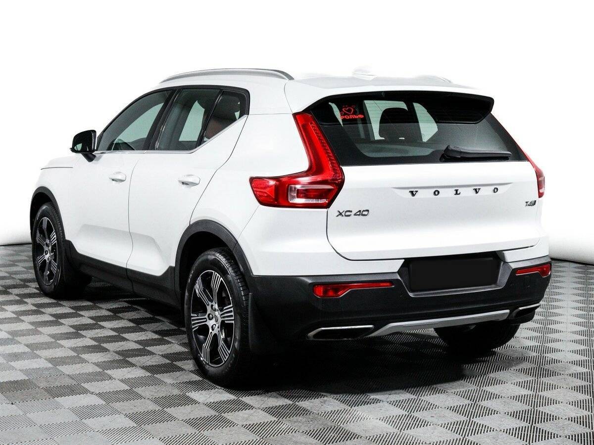 Volvo XC40 с пробегом — 2020 год. Фото: #6
