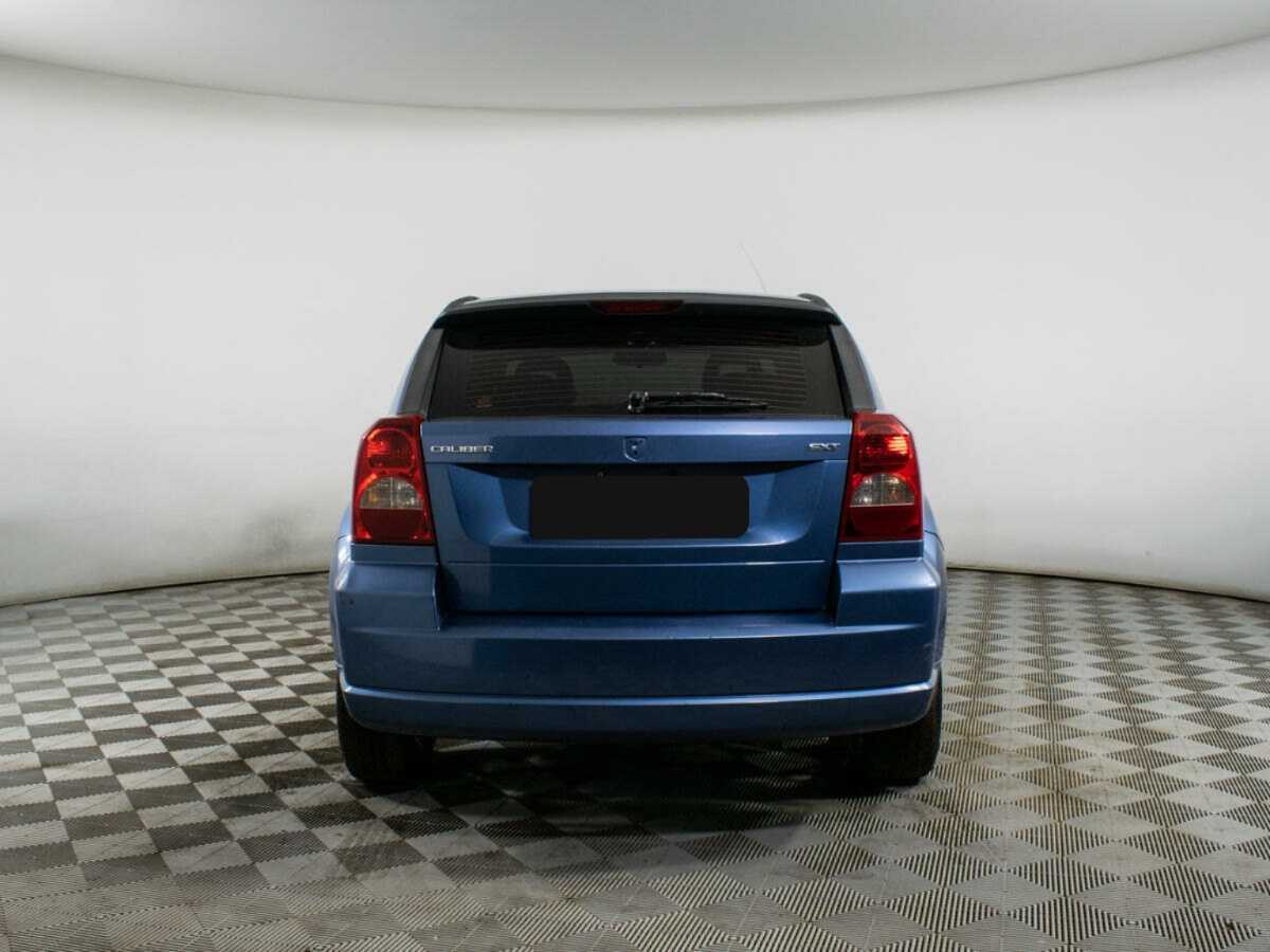 Dodge Caliber с пробегом — 2006 год. Фото: #5
