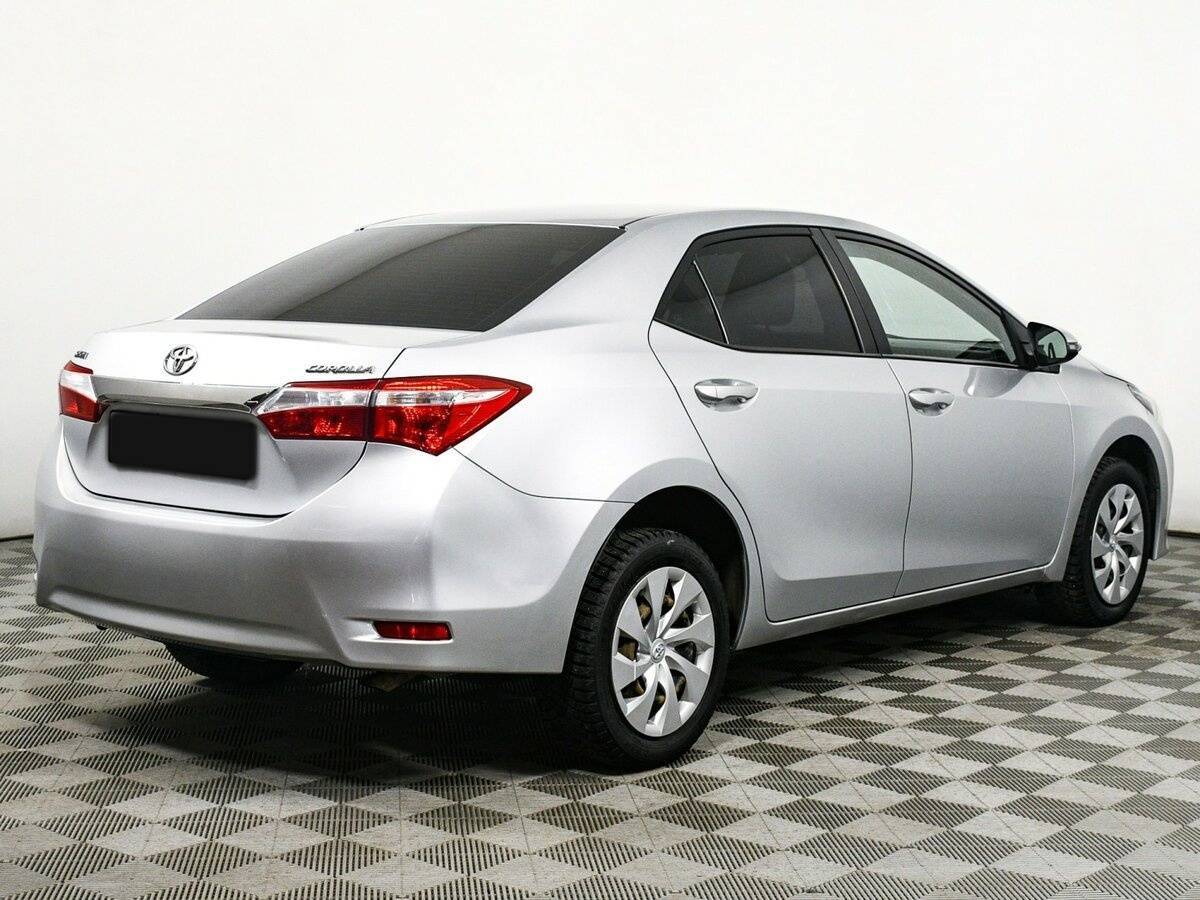 Toyota Corolla с пробегом — 2015 год. Фото: #4