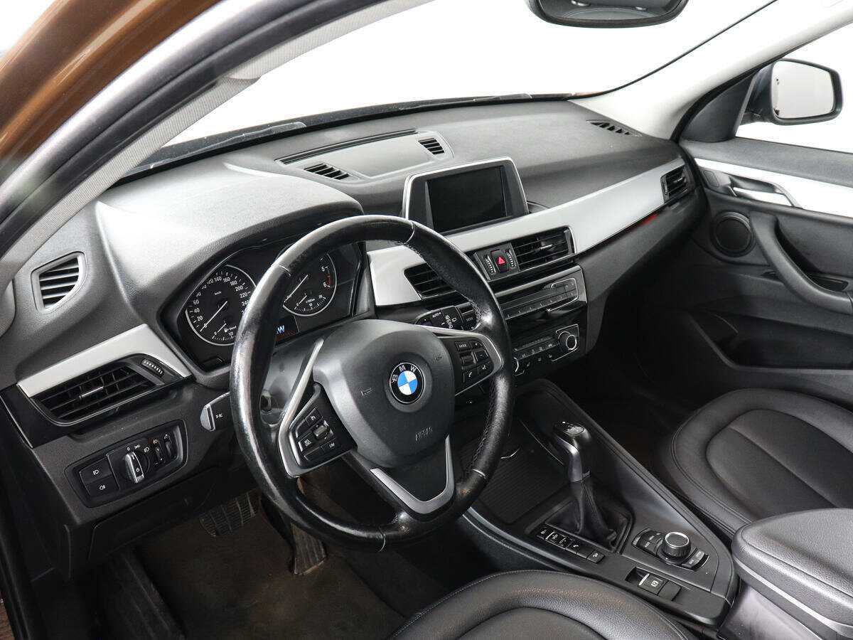 BMW X1 с пробегом — 2016 год. Фото: #11