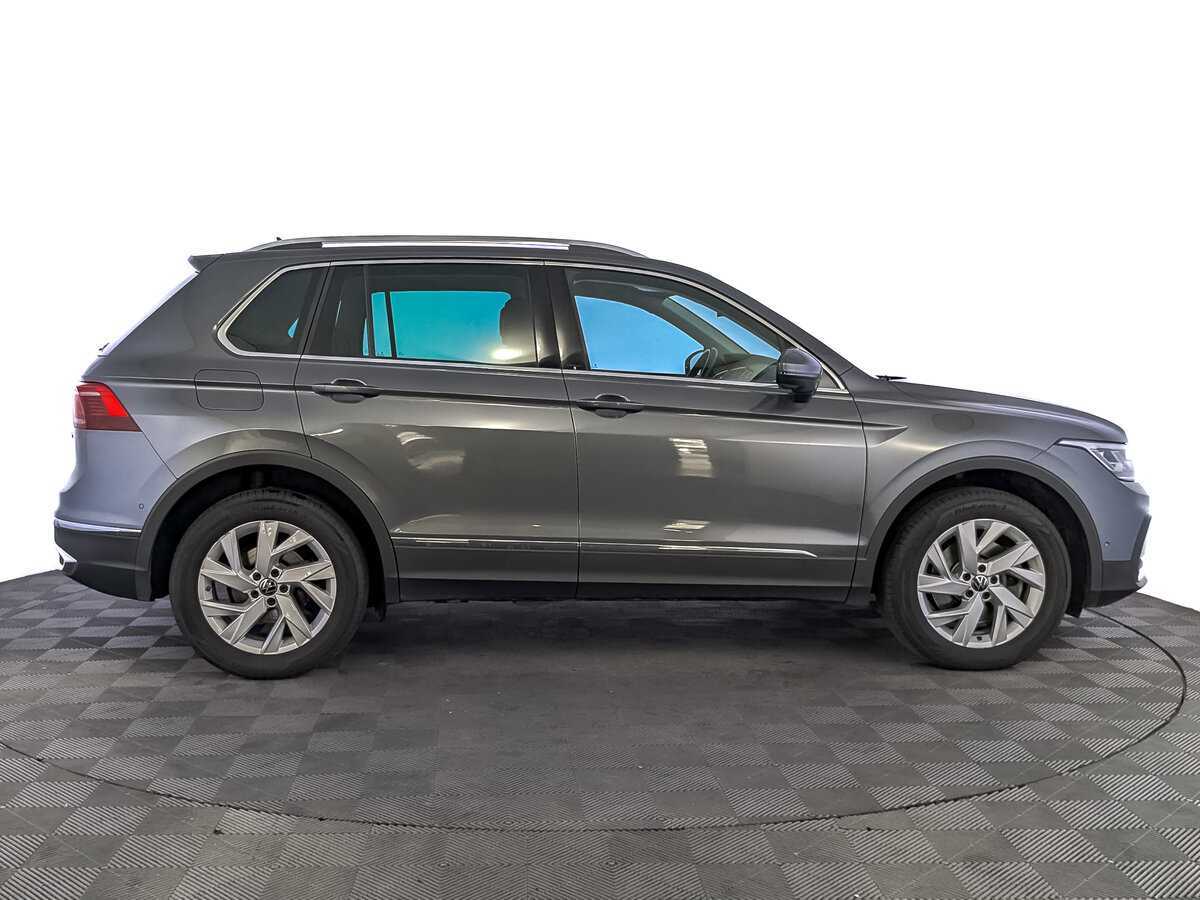 Volkswagen Tiguan с пробегом — 2021 год. Фото: #3