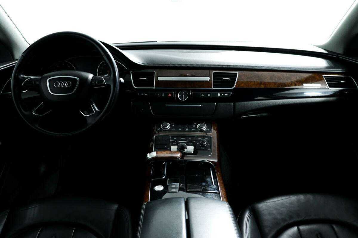 Audi A8 с пробегом — 2011 год. Фото: #13