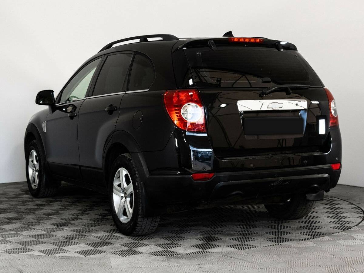 Chevrolet Captiva с пробегом — 2009 год. Фото: #6