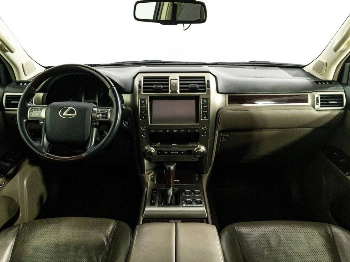 Lexus GX с пробегом — 2014 год. Фото: #12