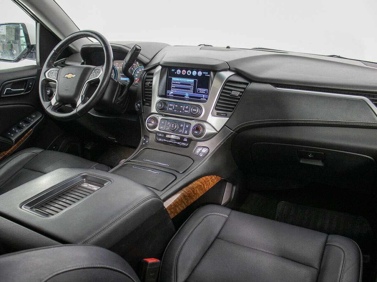 Chevrolet Tahoe с пробегом — 2017 год. Фото: #6