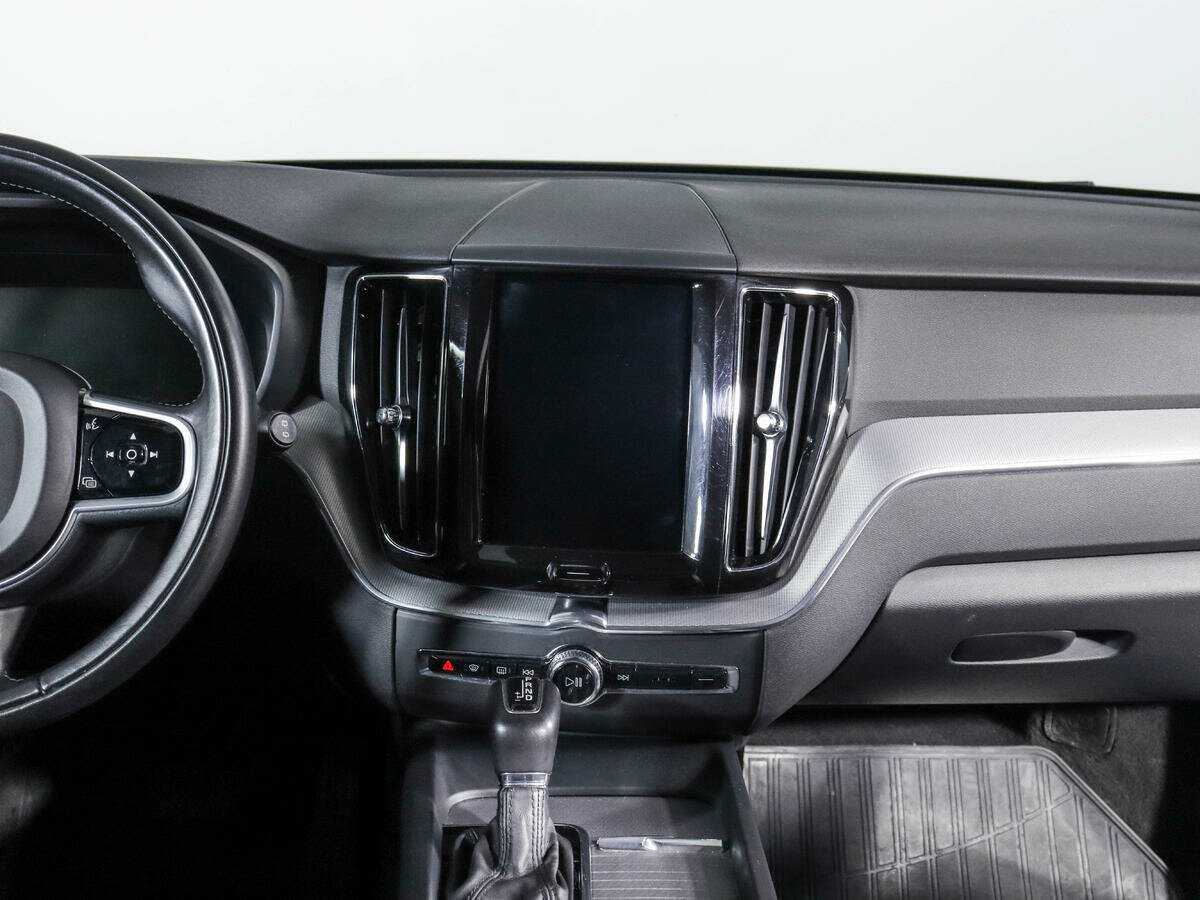 Volvo XC60 с пробегом — 2018 год. Фото: #10