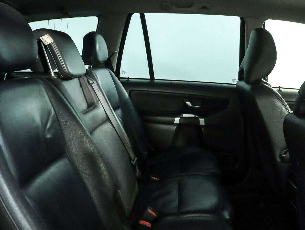 Volvo XC90 с пробегом — 2008 год. Фото: #10