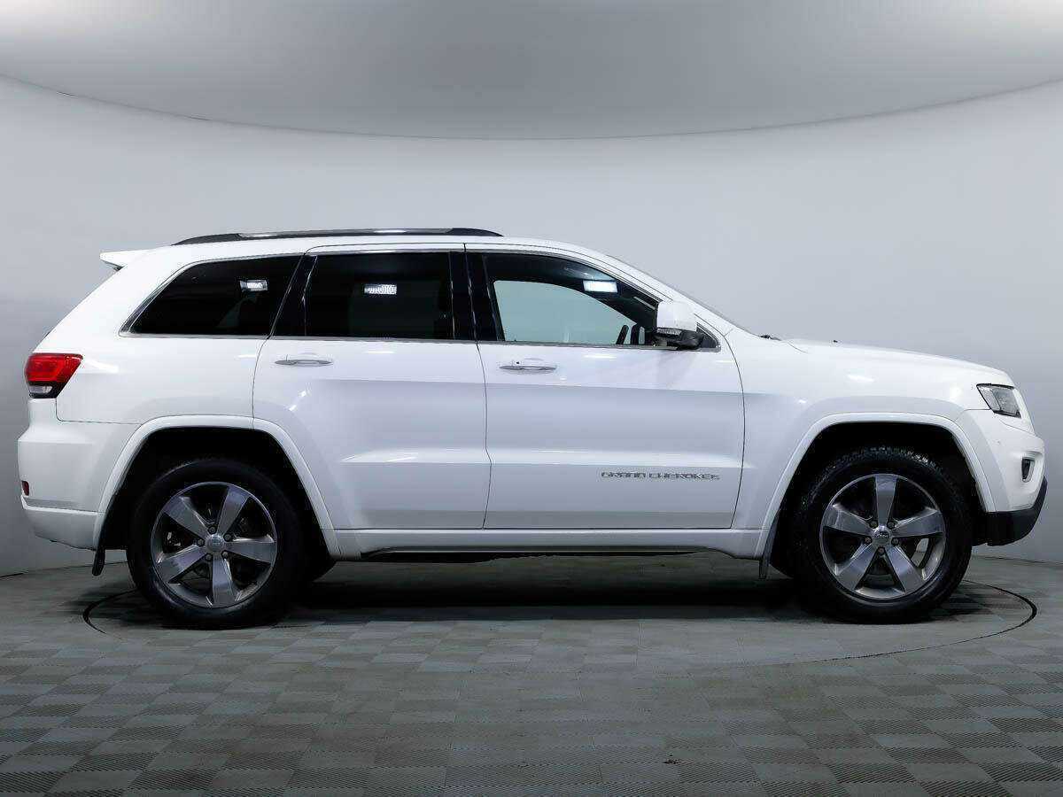 Jeep Grand Cherokee с пробегом — 2014 год. Фото: #2