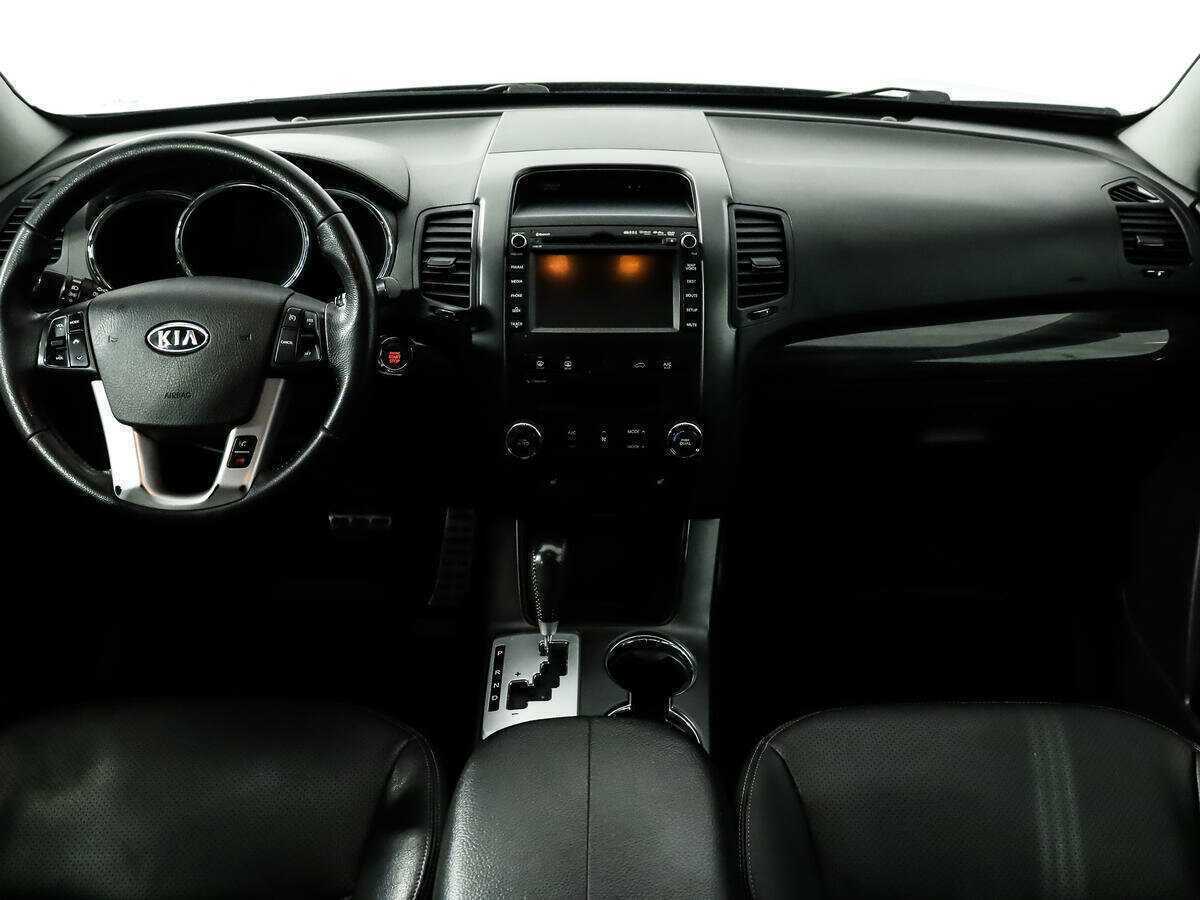 Kia Sorento с пробегом — 2011 год. Фото: #11