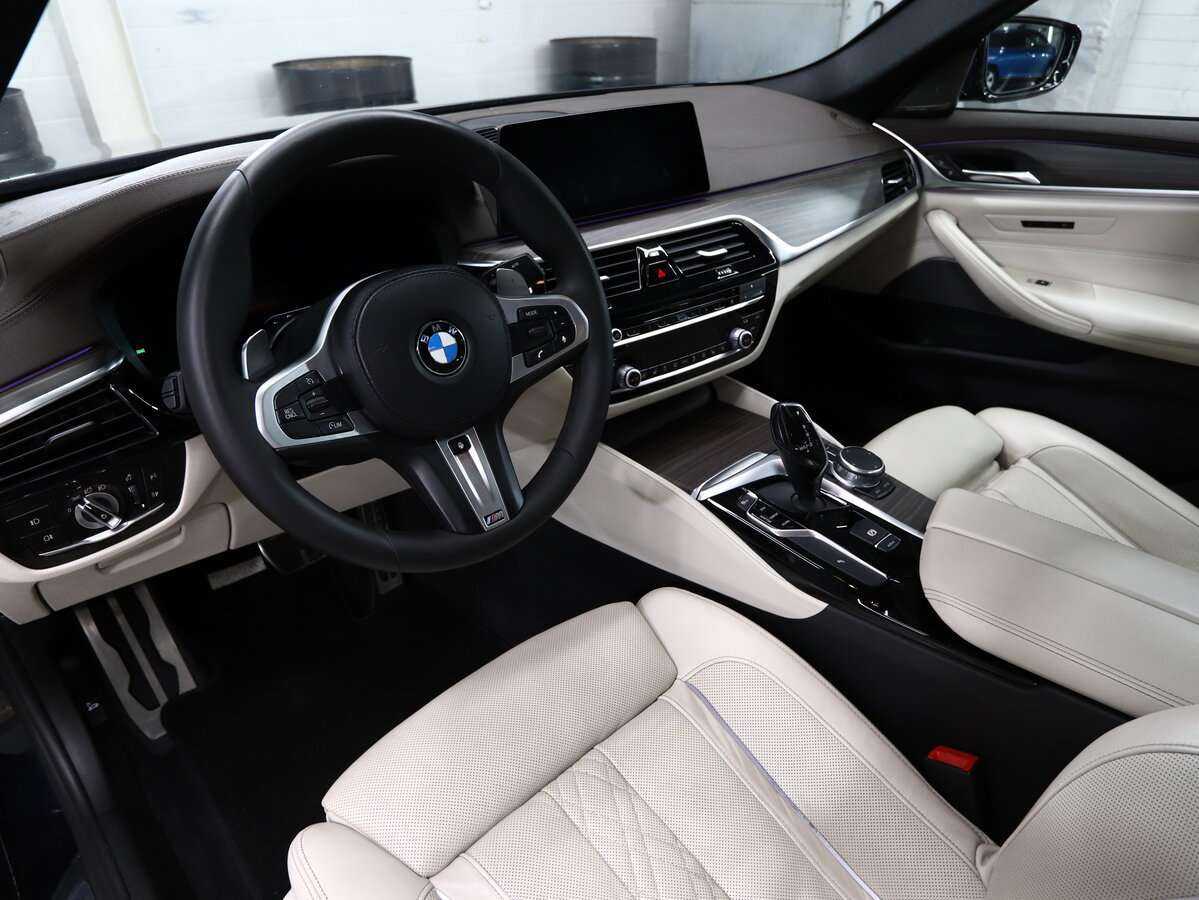 BMW 5 серии с пробегом — 2018 год. Фото: #9