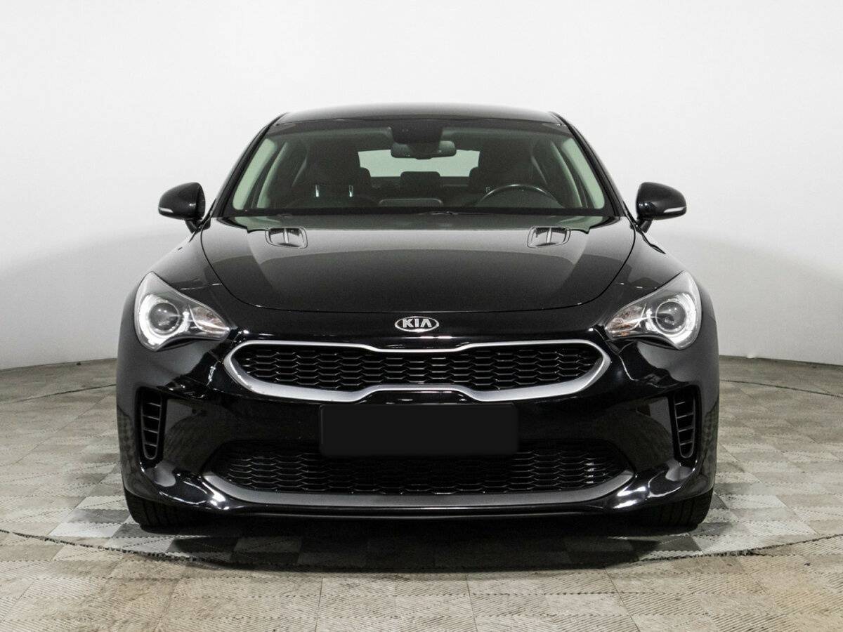 Kia Stinger с пробегом — 2019 год. Фото: #1