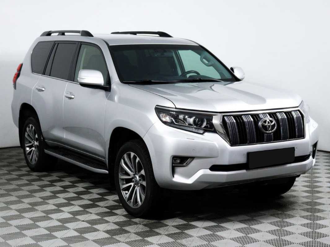 Toyota Land Cruiser Prado с пробегом — 2017 год. Фото: #2