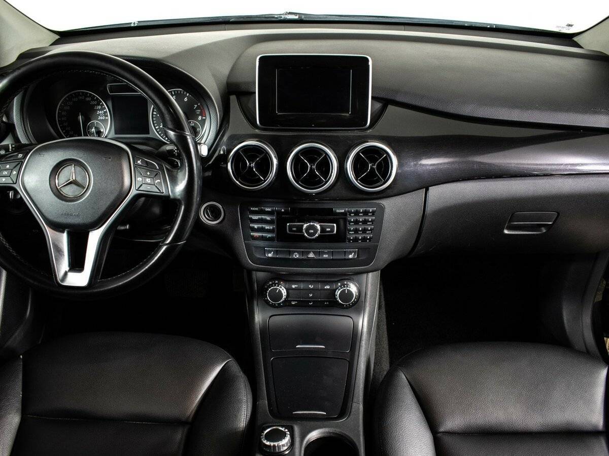 Mercedes-Benz B-Класс с пробегом — 2014 год. Фото: #10