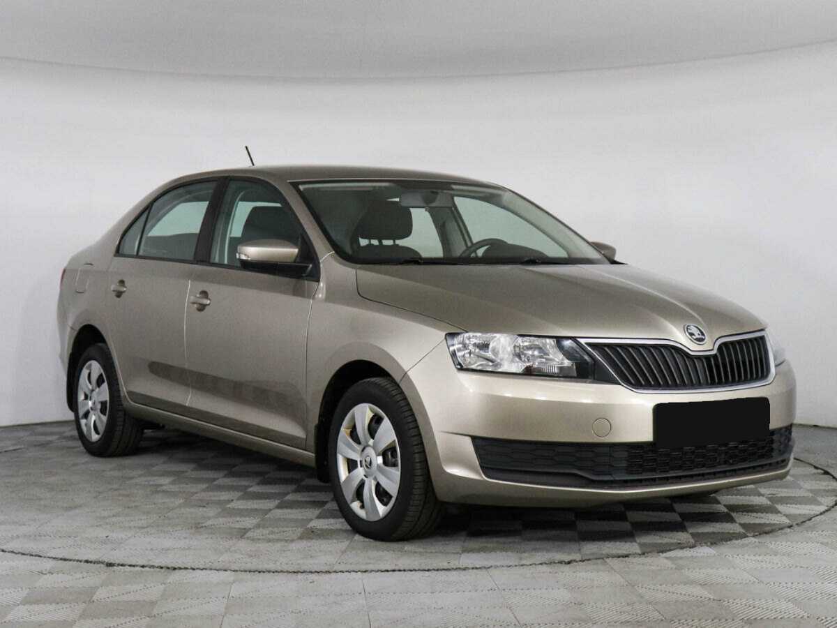 Skoda Rapid с пробегом — 2018 год. Фото: #2