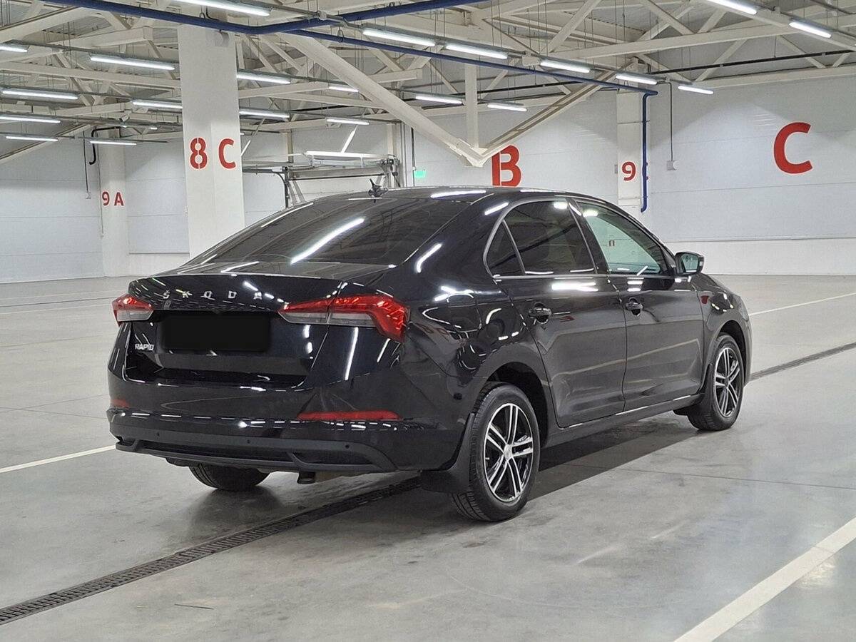 Skoda Rapid с пробегом — 2022 год. Фото: #4