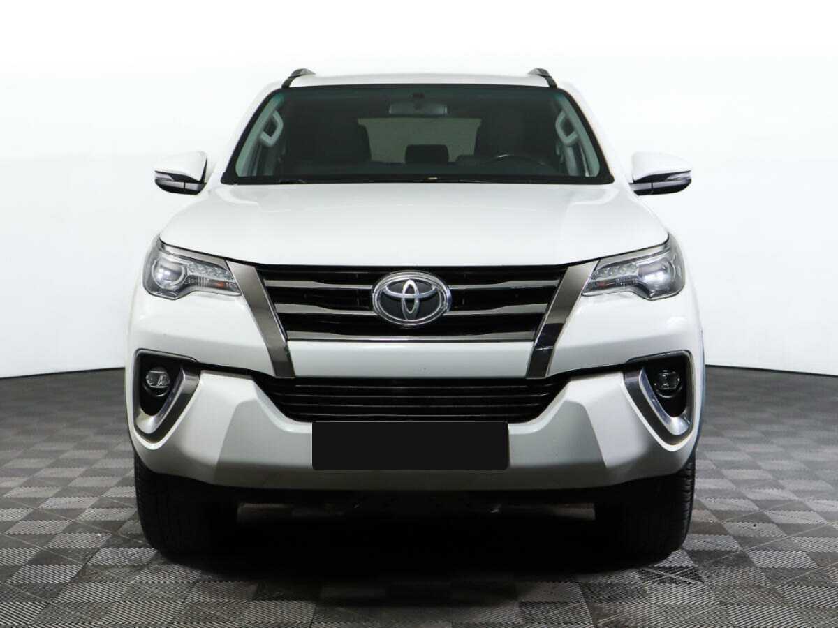 Toyota Fortuner с пробегом — 2017 год. Фото: #0