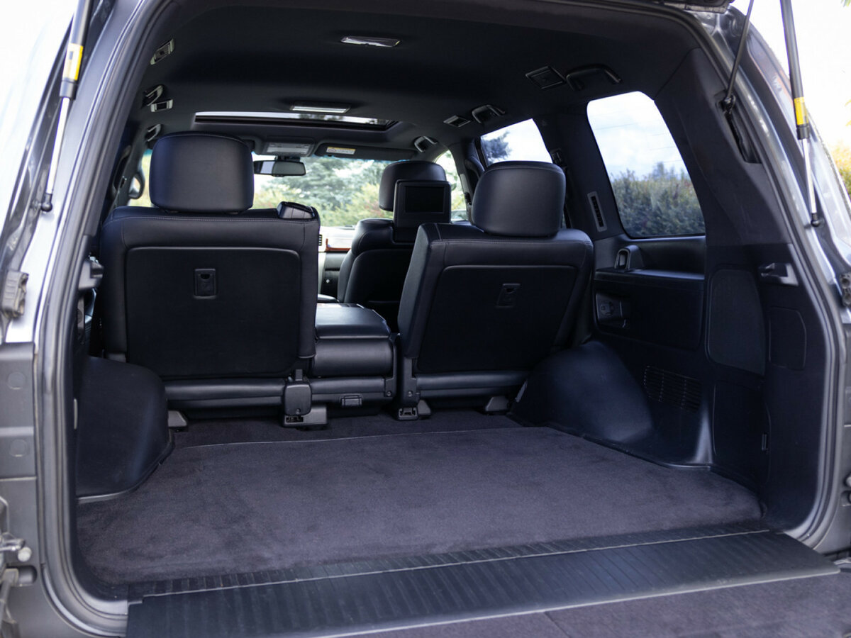 Lexus LX с пробегом — 2014 год. Фото: #18