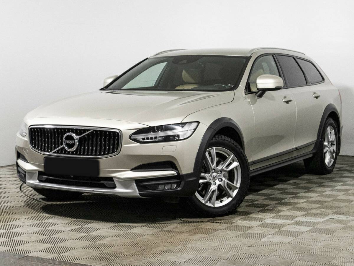 Volvo V90 Cross Country с пробегом — 2017 год. Фото: #0